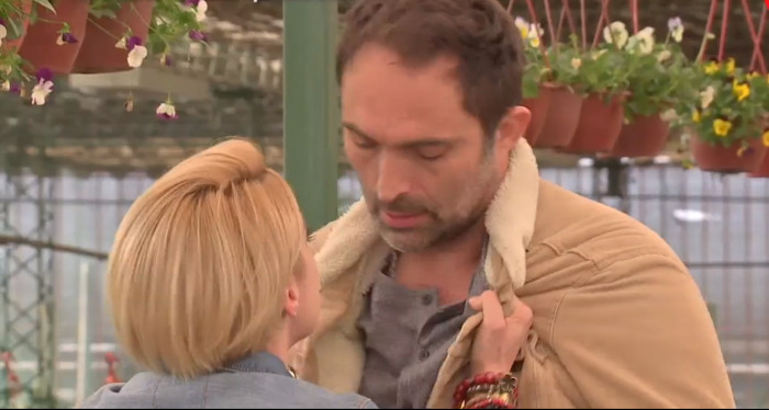 'El Camionero' mostrará este lunes esperada escena tras apasionante beso de Ema y Antonio