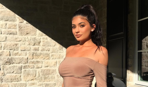 Kylie Jenner se atrevió con radical cambio de look: compartió el resultado en Instagram
