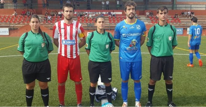 No aguantó: Una árbitro expulsó a hincha por insultarla con frase machista