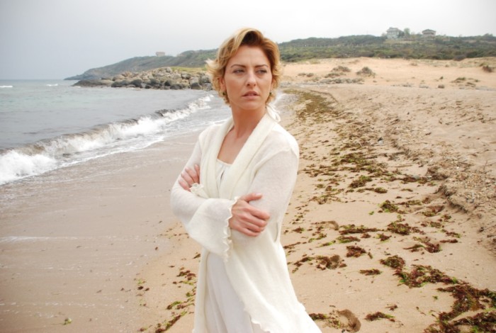 Mega define fecha de estreno de nueva teleserie y final de 