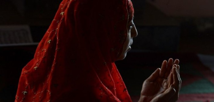 Dos jóvenes de 20 y 14 años fueron víctimas de violación colectiva en la India