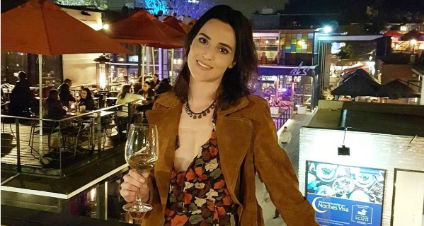 El desafortunado look de Renata Ruiz en New York que le valió numerosas críticas