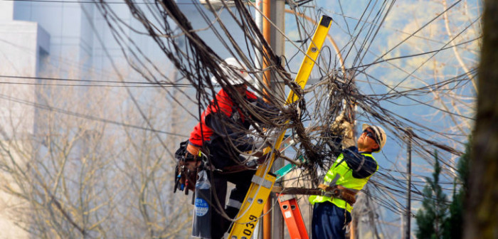 Sectores de Concepción serán beneficiados con retiro de cables aéreos