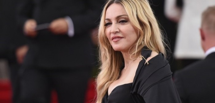 El atrevido ofrecimiento sexual de Madonna a quienes voten por Hillary Clinton
