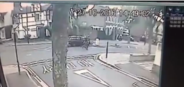 Video captó horrible momento en que abuela y dos de sus nietos fueron arrollados