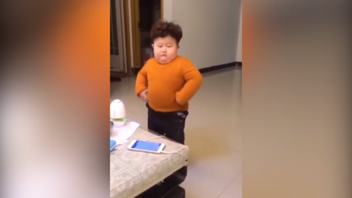Conoce al 'Mini Kim Jong-Un': niño asiático cautiva con tierno baile en YouTube