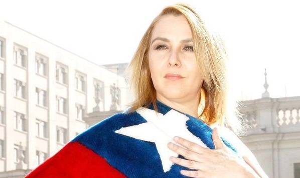 Las reacciones que dejó 'llamativo' vestido de Pamela Jiles en 'Maldita Moda'