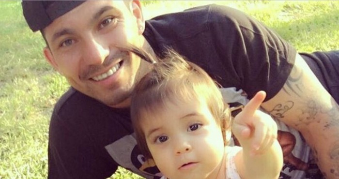 Papá chocho: Gary Medel fue sorprendido por su polola en tierno momento con su hija