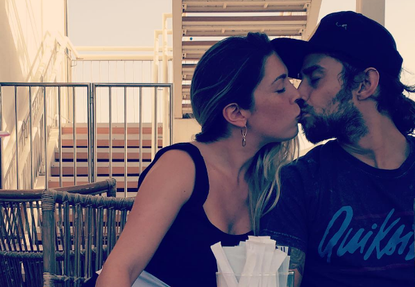 Así fue la tierna celebración de Daniela Aránguiz al 'Mago' Valdivia en su cumpleaños 33