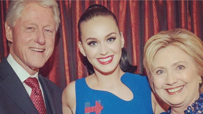 Katy Perry y Orlando Bloom lucen irreconocibles con disfraces de candidatos presidenciales