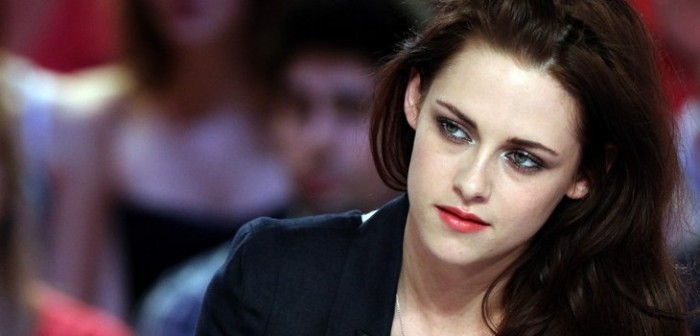 Kristen Stewart llegó a evento hollywoodense junto a ex de Cara Delevingne