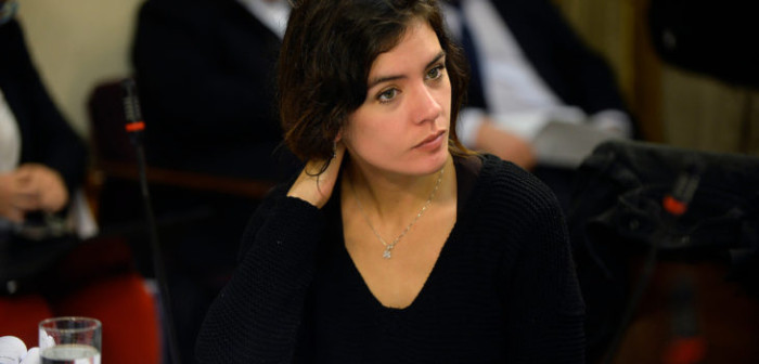 “Mijita”, “Mi niñita”: los apelativos machistas que acusa Camila Vallejo en el Congreso