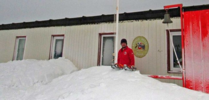 Vota único funcionario de la Armada habilitado por el Servel en la Antártica