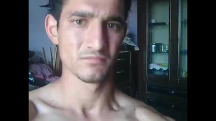 Lo transmitió en vivo: La drástica medida que tomó hombre tras terminar con novia infiel