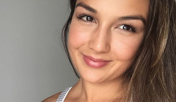 El honesto llamado de bloguera cuestionada por su panza de embarazo a otras madres