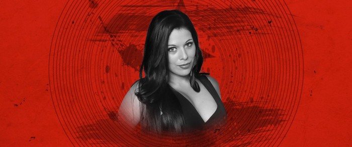 El corto y brillante vestido de Rubí en la gala del Copihe de Oro: recibió críticas