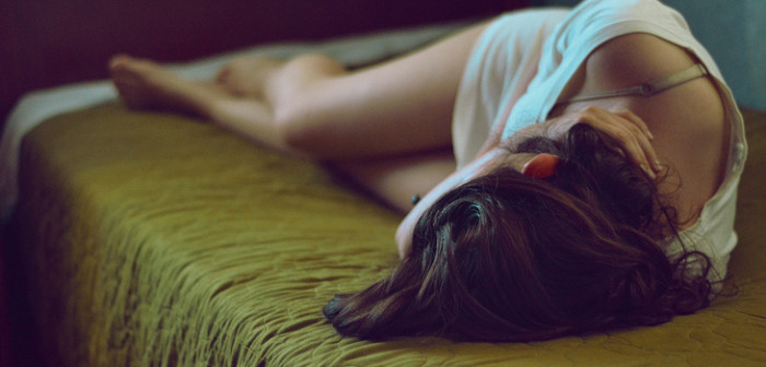 Joven vende su cuerpo en Internet a unos $30 millones para ayudar a su madre enferma