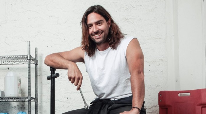 Cristián Riquelme enamoró a sus fans con fotografía del recuerdo: tenía 15 años