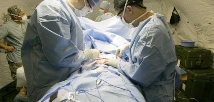 Cirugía magnética se abre camino en el mundo de la mano de médico chileno