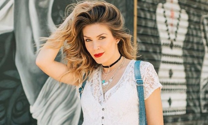 Eugenia Lemos se llevó todos los elogios por su osado look en los Copihue de Oro