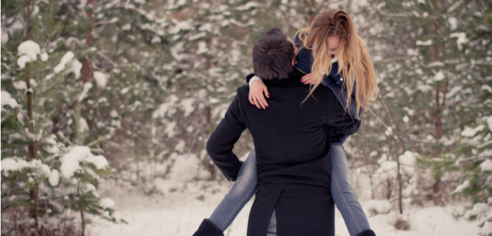 Hombre perdió anillo de compromiso en el aeropuerto: no pudo pedirle matrimonio a su novia