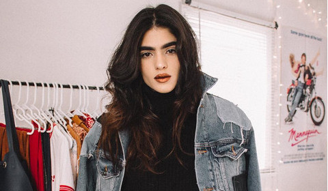 Adolescente humillada por sus cejas firmó contrato para convertirse en supermodelo