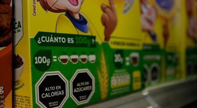 Sernac denuncia a Kellogs, Nestlé y Masterfoods por no respetar norma en sus cereales
