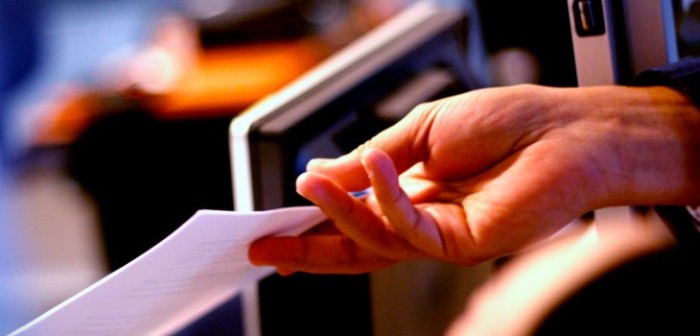 Padres de escolar presentan querella por almuerzo que habría provocado su muerte en liceo