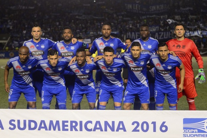 Emblemática figura del fútbol chileno aparece en la órbita de Emelec de Ecuador
