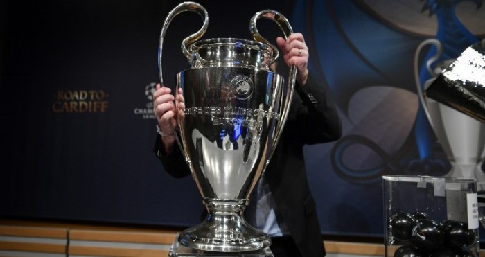 Sorteo: duelo de chilenos es el más atractivo cruce de los Octavos de Champions League