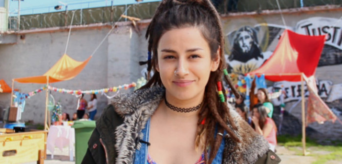 Con hilarante meme Karla Melo se ríe sobre baja participación de su rol en 'Preciosas'