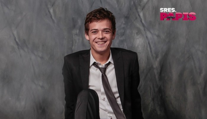 Simón Pesutic dejó atrás su personaje en 'Sres. Papis' con cambio de look