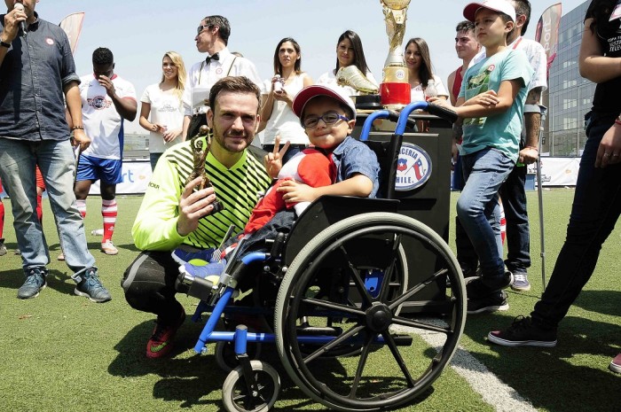 Cada año se realizan más de 730 mil atenciones médico-terapéuticas en Teletón