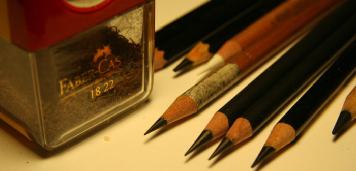 Subastarán caja de lápices Faber-Castell en Temuco: ofertas parten en $1 millón 900 mil