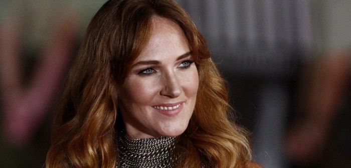 Catalina Pulido posa para revista Viernes con cuidado topless