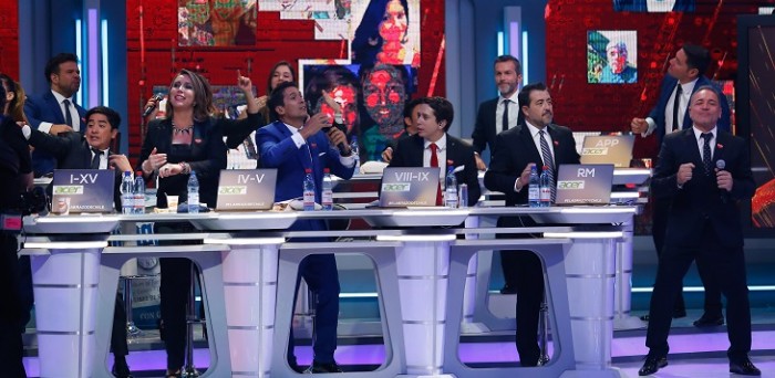 El pequeño 'fail' de Karol Lucero al inicio de la Teletón y que pasó desapercibido