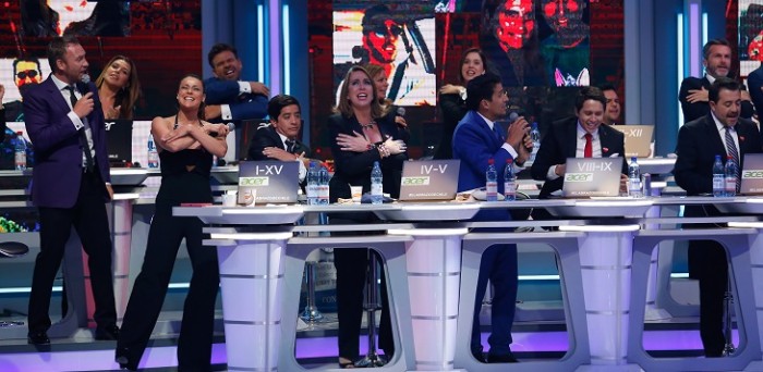 Fernando Godoy sufre doloroso 'chascarro' en plena transmisión de la Teletón