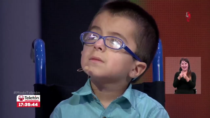 La emocionante acción del 'Niño Símbolo' Vicente Jopia que dejó en lágrimas a televidentes