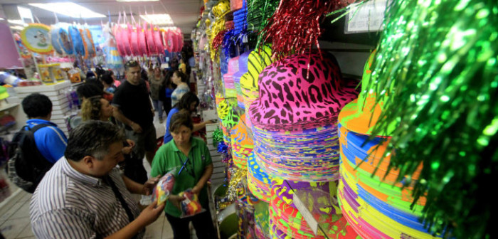 Comisión de Gobierno aprueba feriado del 2 de enero: pasa a votación en el Senado