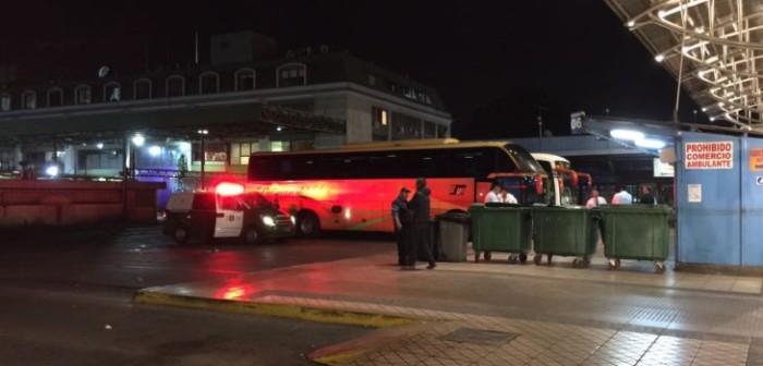 Hombre intentó suicidarse en el baño de un bus en Terminal Alameda