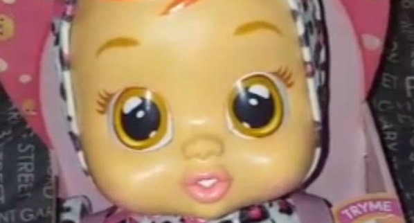 Polémica por muñeca que emula llanto de un bebé: aseguran que es muy 'sexual'