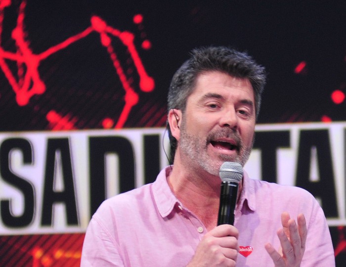 Juan Carlos 'Pollo' Valdivia presentó a su hijo mayor durante gira de la Teletón