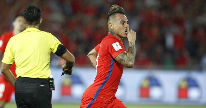 Eduardo Vargas no descartó llegar al fútbol chino