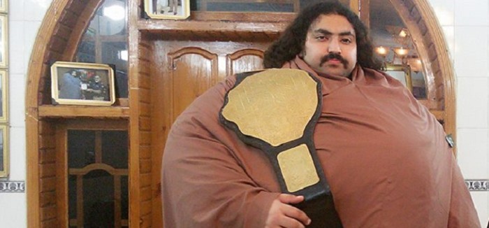 430 kilos de poder: Conoce a Arbar, el 'Hulk' paquistaní