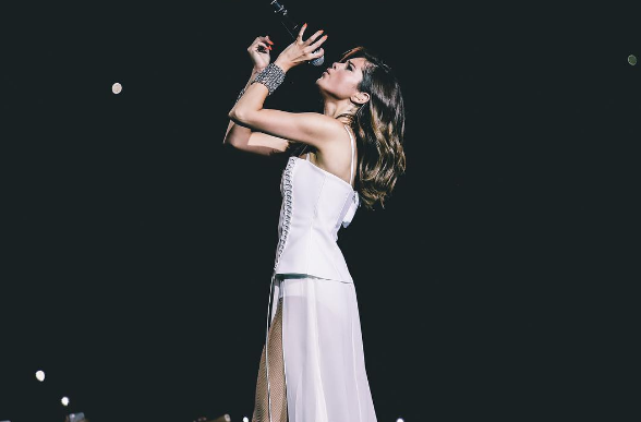 El desafortunado 'retoque' en foto de Selena Gomez que se ha tomado la web