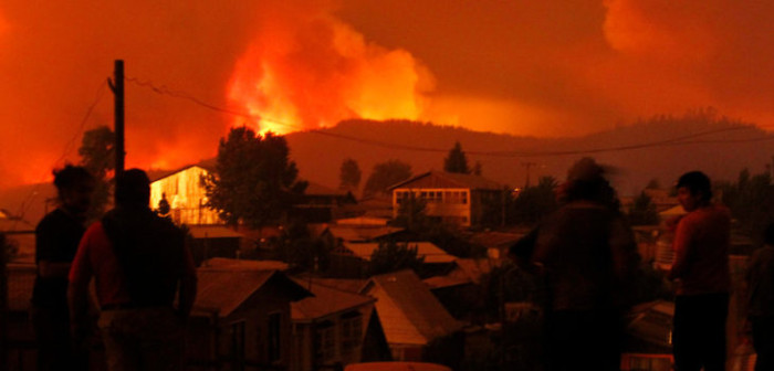 Un nuevo 'SuperTanker' podría llegar a Chile gracias a Rusia: lanza 42 toneladas de agua