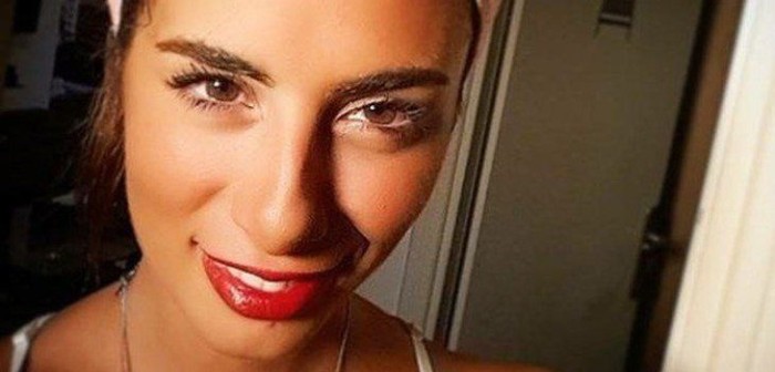 Mujer que falleció en ataque terrorista en Turquía 'predijo' su muerte en Facebook