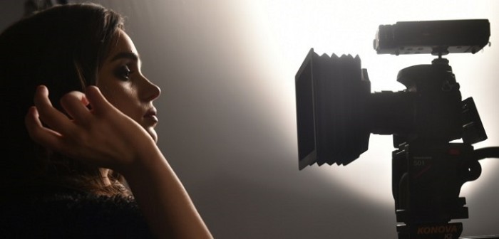 Alexandra Kutas: la modelo ucraniana en silla de ruedas que rompe moldes