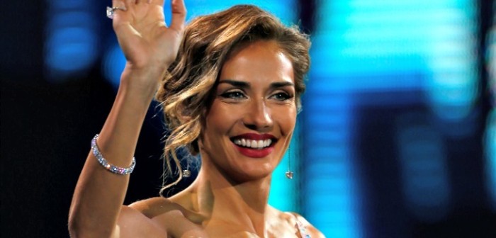 Carola de Moras deslumbró con bello vestido de 18 kilos en la Gala de Viña