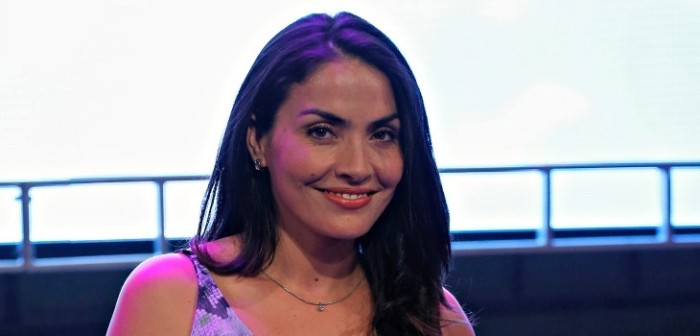 Actriz Carmen Gloria Bresky se llenó de elogios tras compartir delicado cambio de look